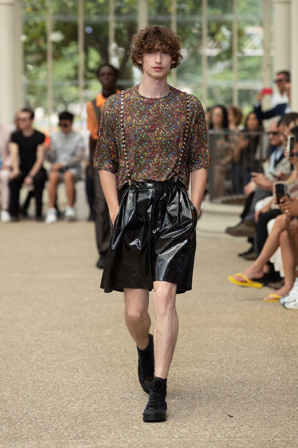 Fashion Week Florence Spring/Summer 2020 look 14 from the Marco de Vincenzo collection 男装