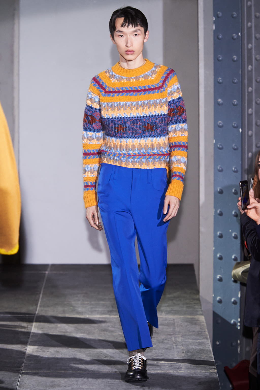 Fashion Week Paris Fall/Winter 2018 look 14 from the Acne Studios collection 男装