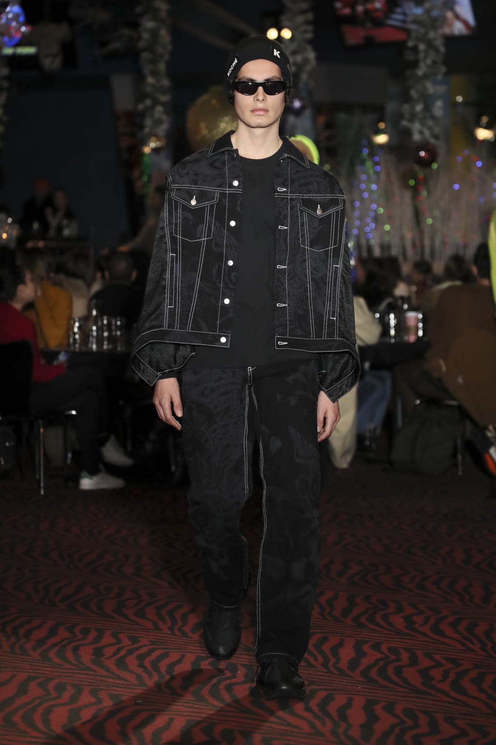 Fashion Week New York Pre-Fall 2019 look 14 de la collection Koché menswear