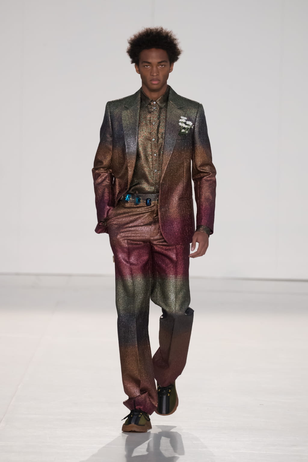 Fashion Week Milan Fall/Winter 2020 look 14 from the Marco de Vincenzo collection 男装