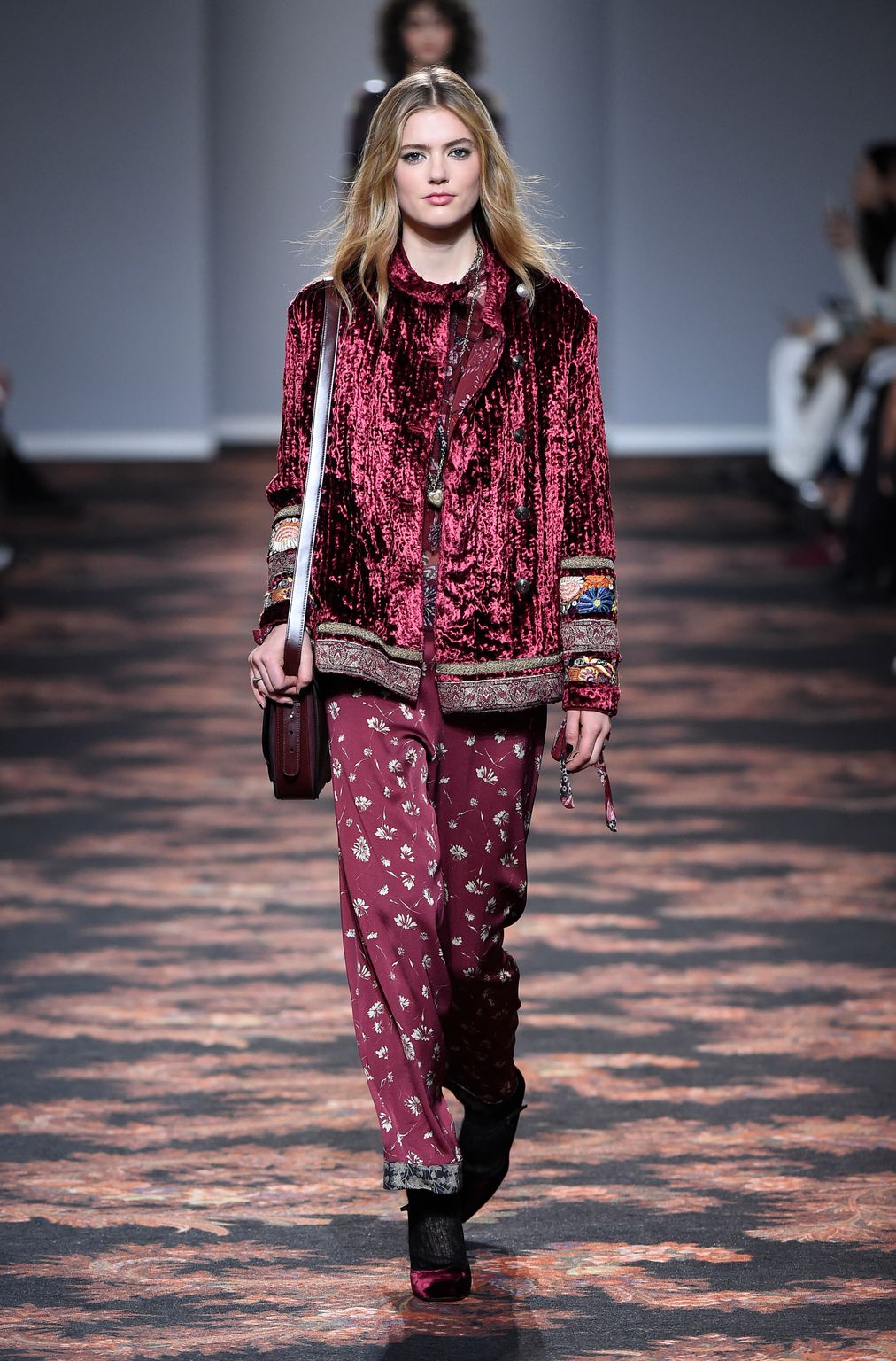 Fashion Week Milan Fall/Winter 2016 look 14 from the Etro collection 女装