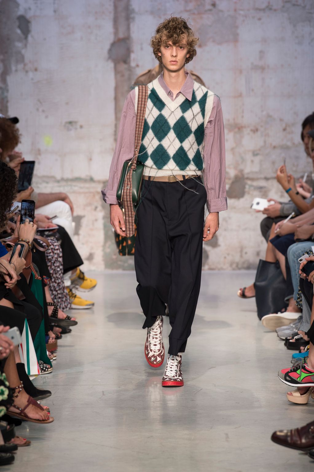Fashion Week Milan Spring/Summer 2018 look 13 from the Marni collection menswear