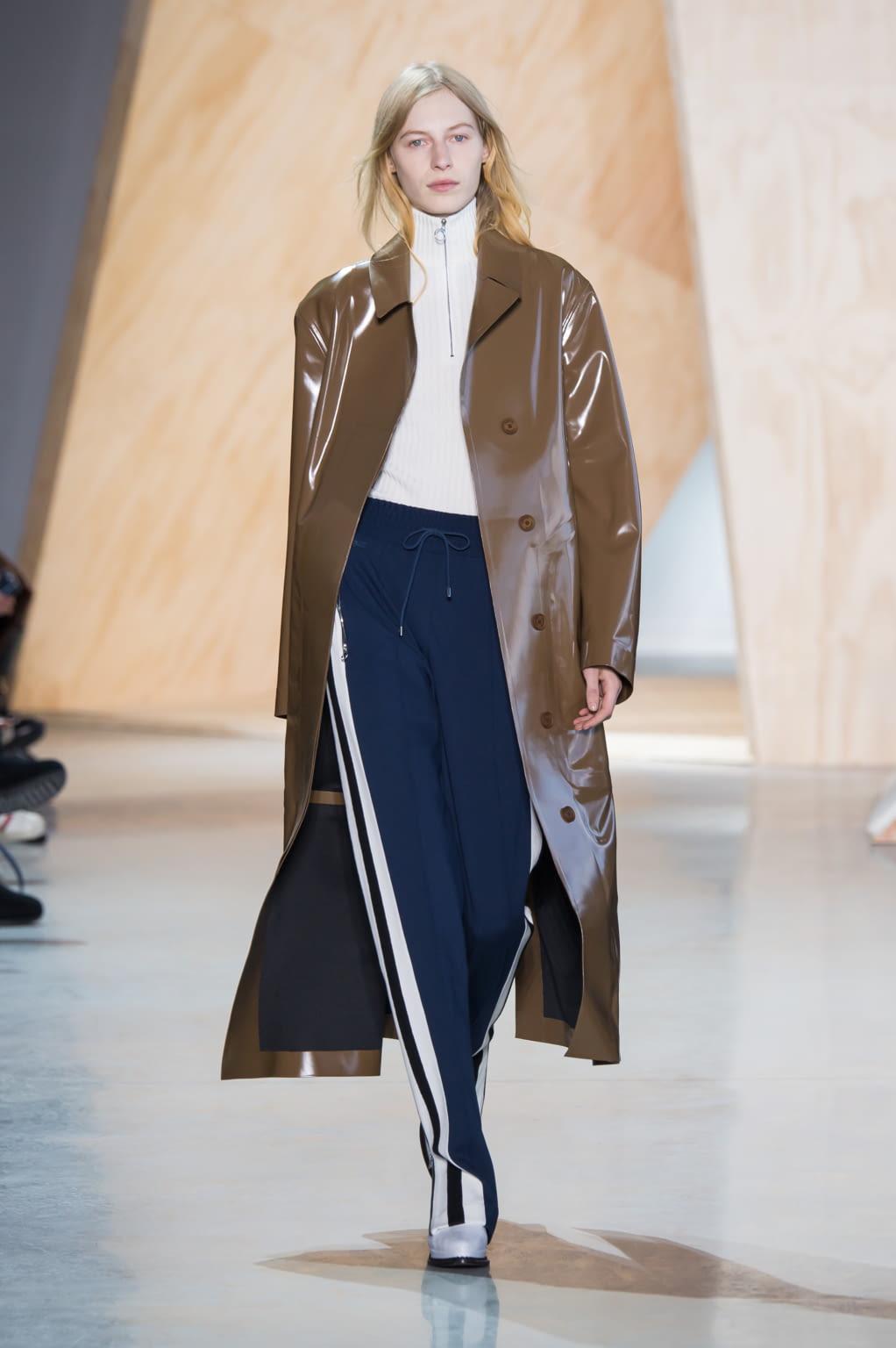 Fashion Week New York Fall/Winter 2016 look 14 from the Lacoste collection womenswear