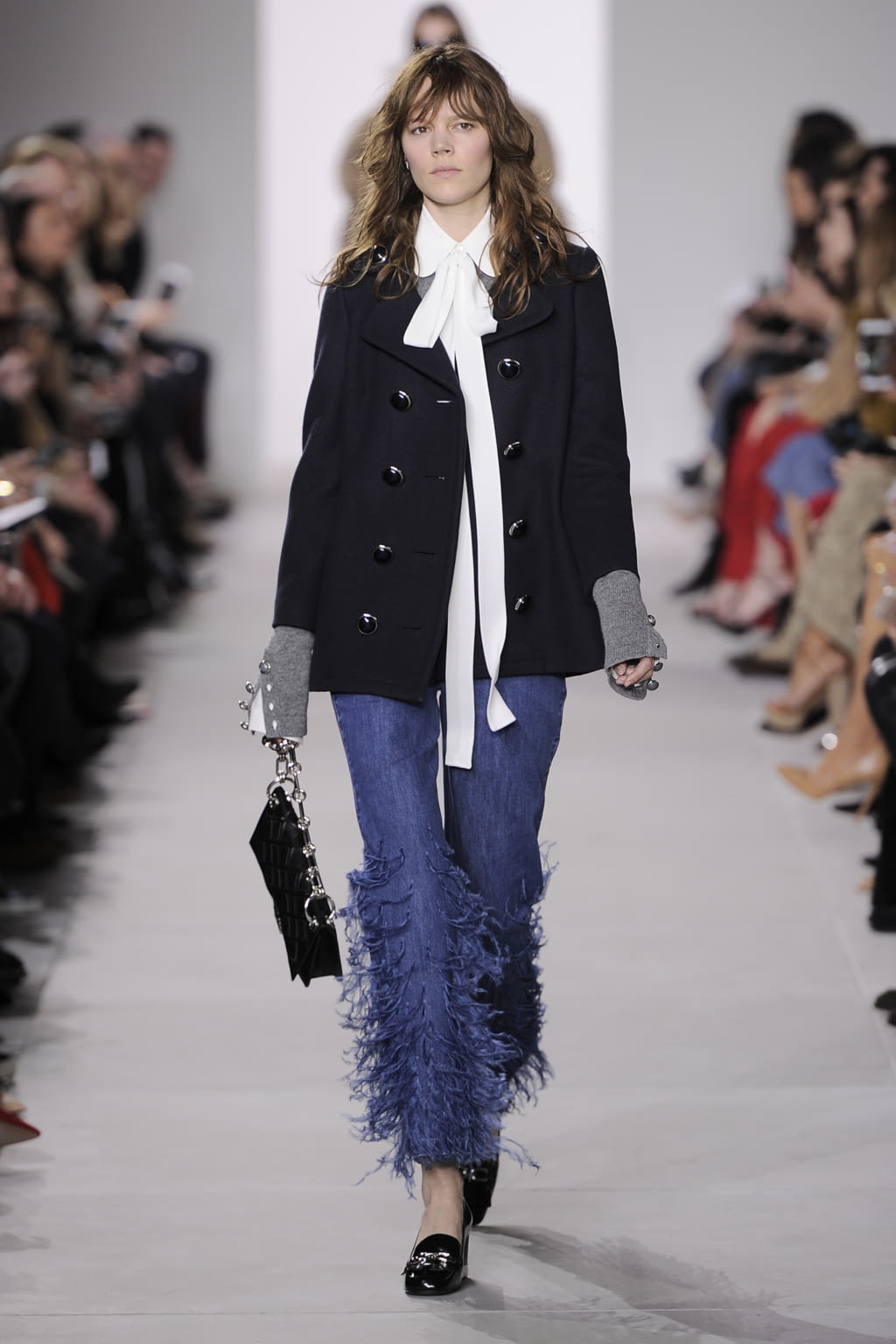 Fashion Week New York Fall/Winter 2016 look 1 de la collection Michael Kors Collection womenswear