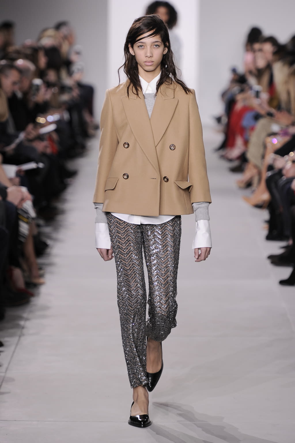 Fashion Week New York Fall/Winter 2016 look 8 from the Michael Kors Collection collection womenswear