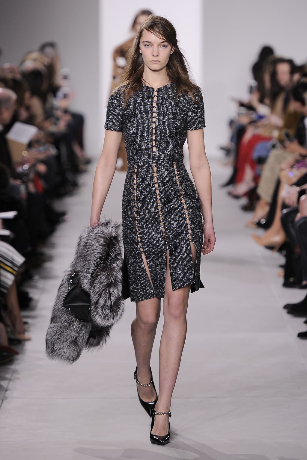 Fashion Week New York Fall/Winter 2016 look 15 from the Michael Kors Collection collection 女装