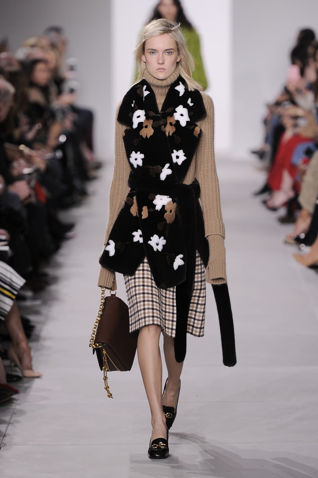 Fashion Week New York Fall/Winter 2016 look 26 from the Michael Kors Collection collection 女装