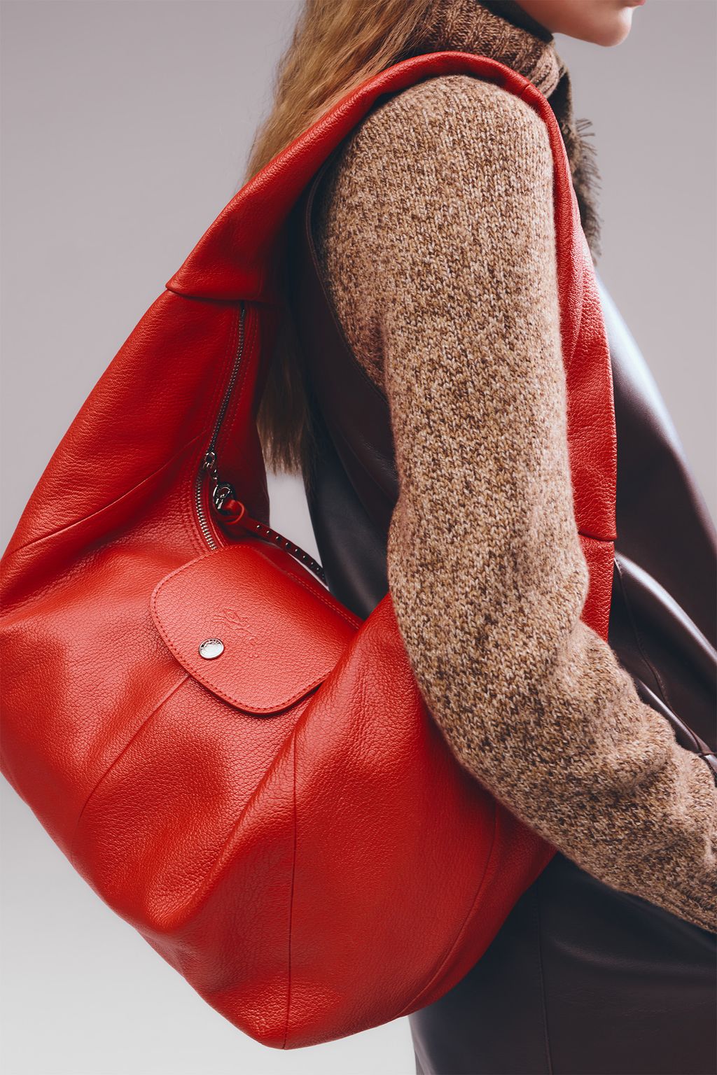 Fashion Week Paris Fall/Winter 2025 look 55 from the Longchamp collection womenswear