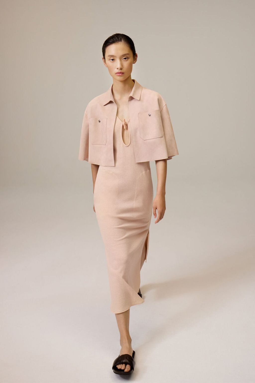 Fashion Week Paris Spring/Summer 2026 look 25 from the Longchamp collection womenswear