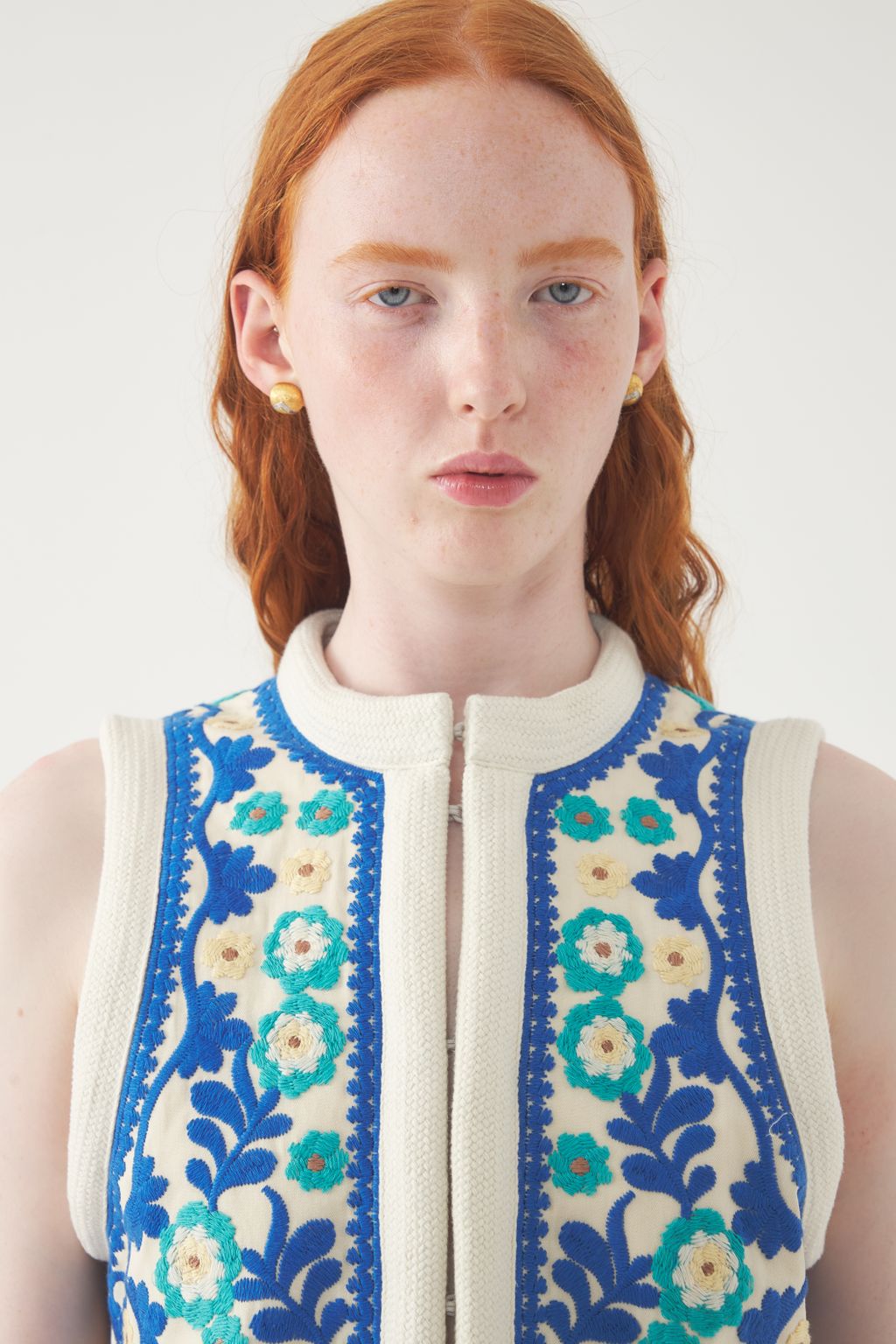 Fashion Week Paris Spring/Summer 2025 look 14 de la collection Antik Batik womenswear