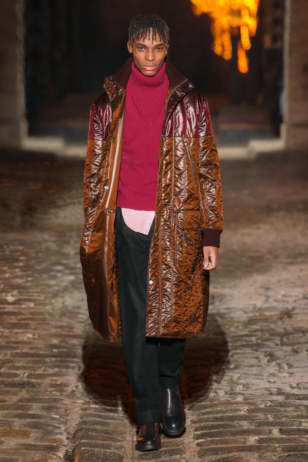 Fashion Week Paris Fall/Winter 2018 look 14 from the Hermès collection menswear