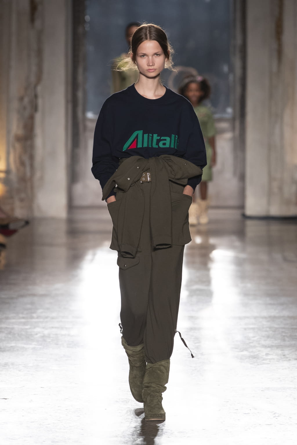 Fashion Week Milan Resort 2019 look 15 de la collection Alberta Ferretti womenswear