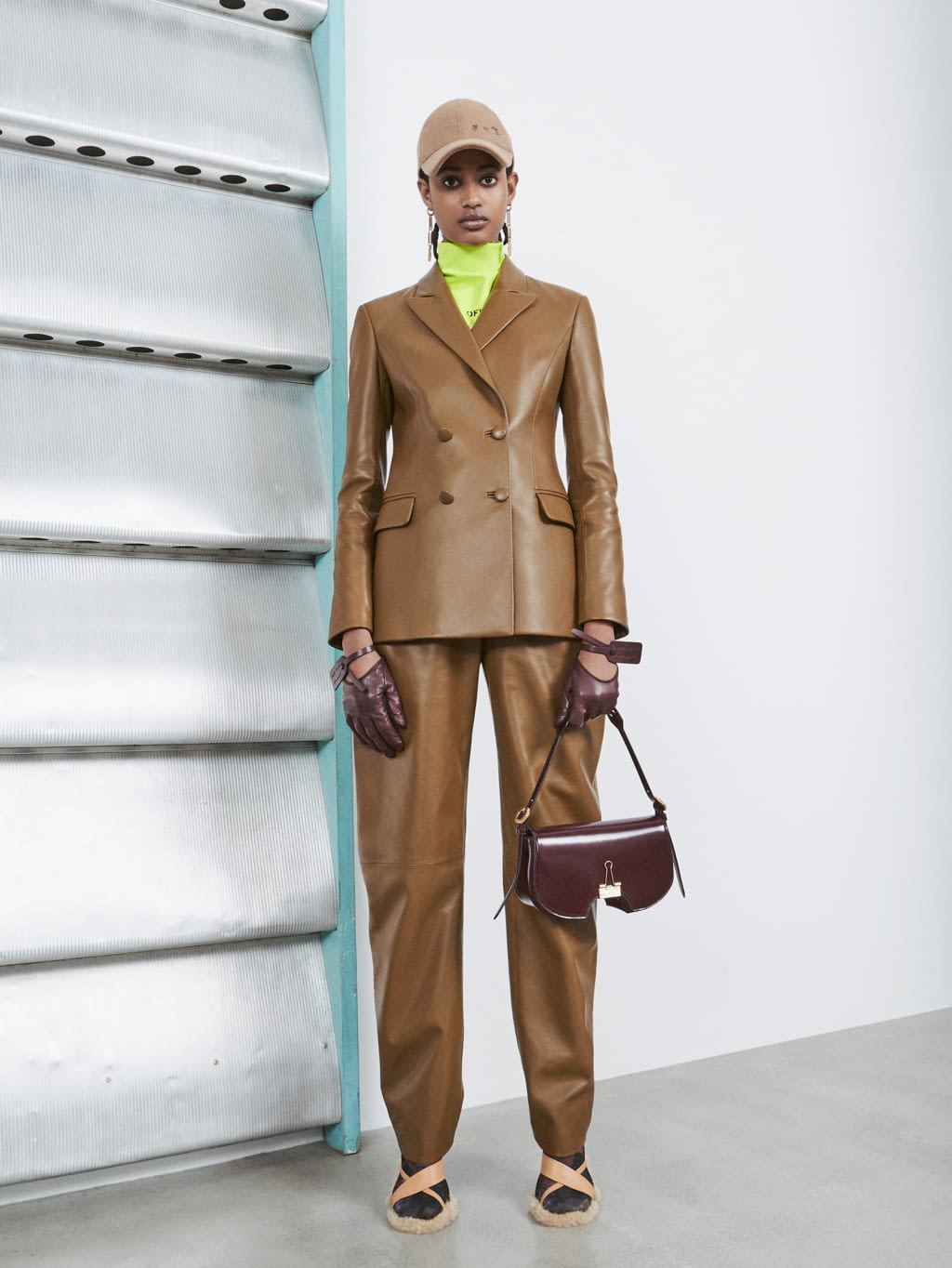 Fashion Week Paris Pre-Fall 2020 look 16 from the Off-White collection 女装