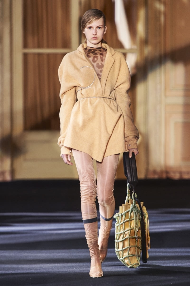 Fashion Week Paris Fall/Winter 2016 look 15 from the Acne Studios collection womenswear
