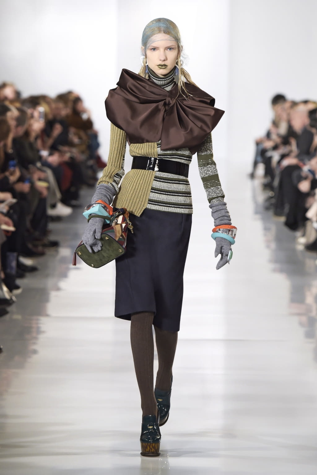 Fashion Week Paris Fall/Winter 2016 look 15 from the Maison Margiela collection 女装