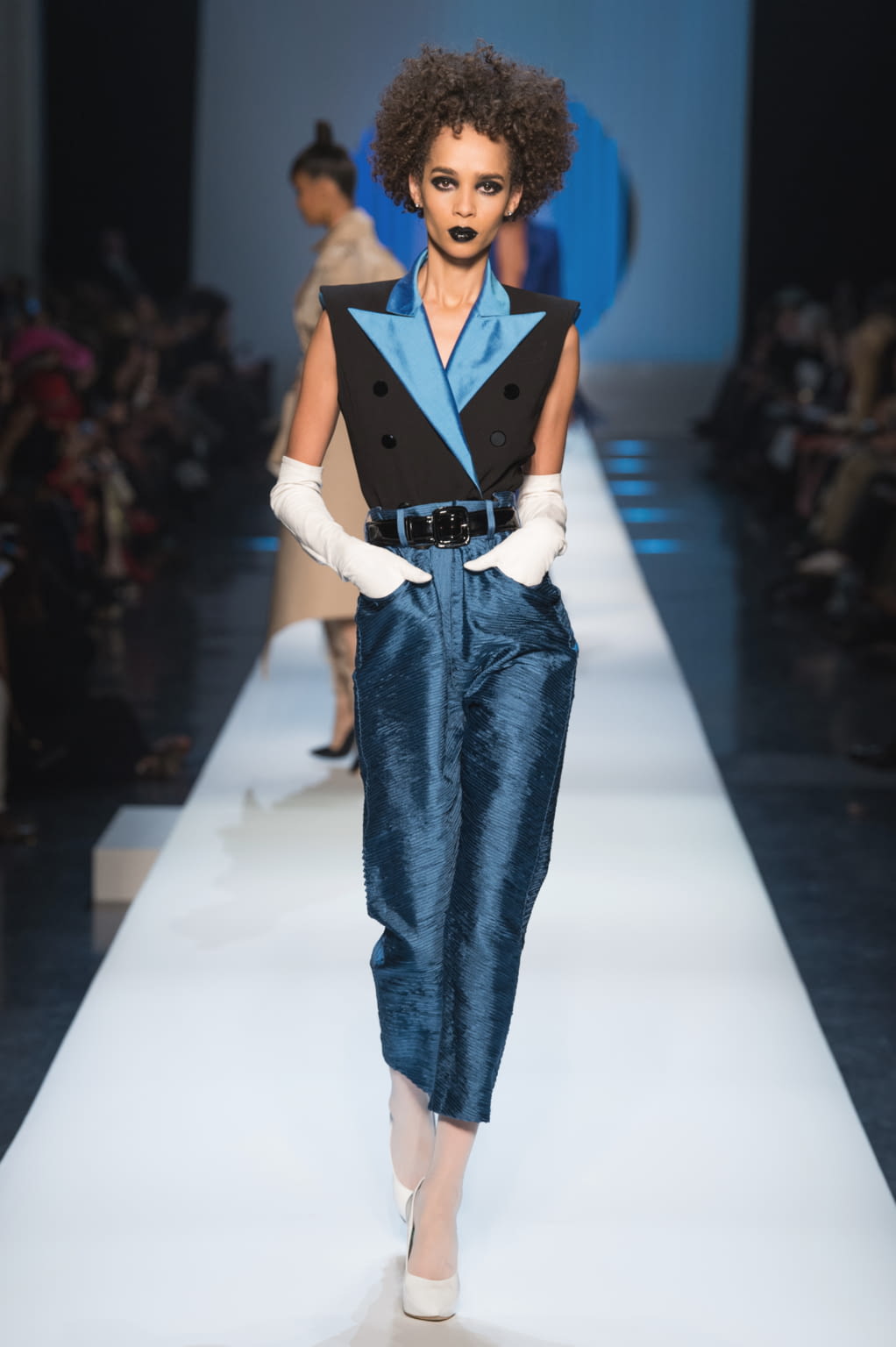 Fashion Week Paris Spring/Summer 2018 look 15 from the Jean Paul Gaultier collection couture