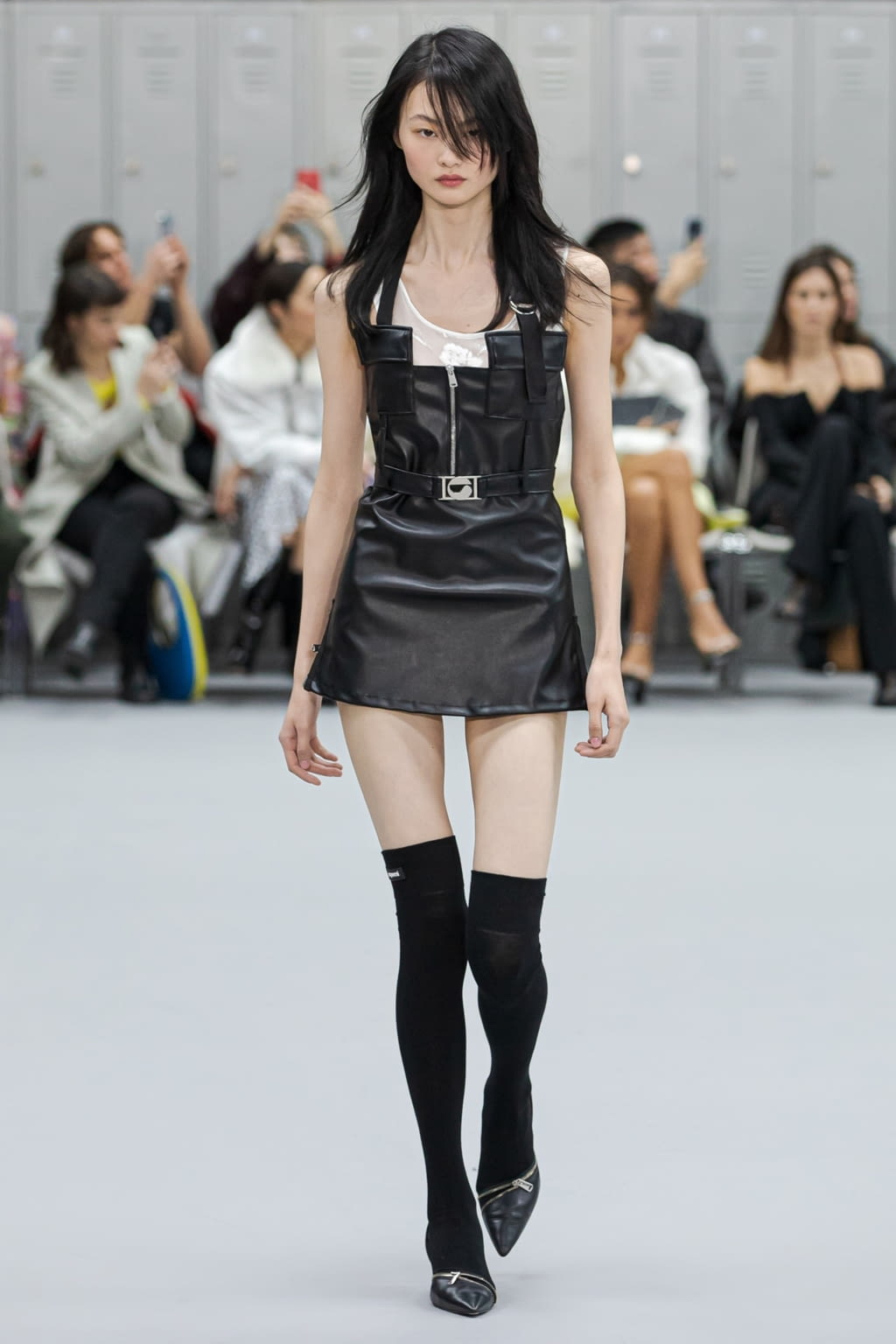 Fashion Week Paris Fall/Winter 2022 look 15 de la collection Coperni womenswear
