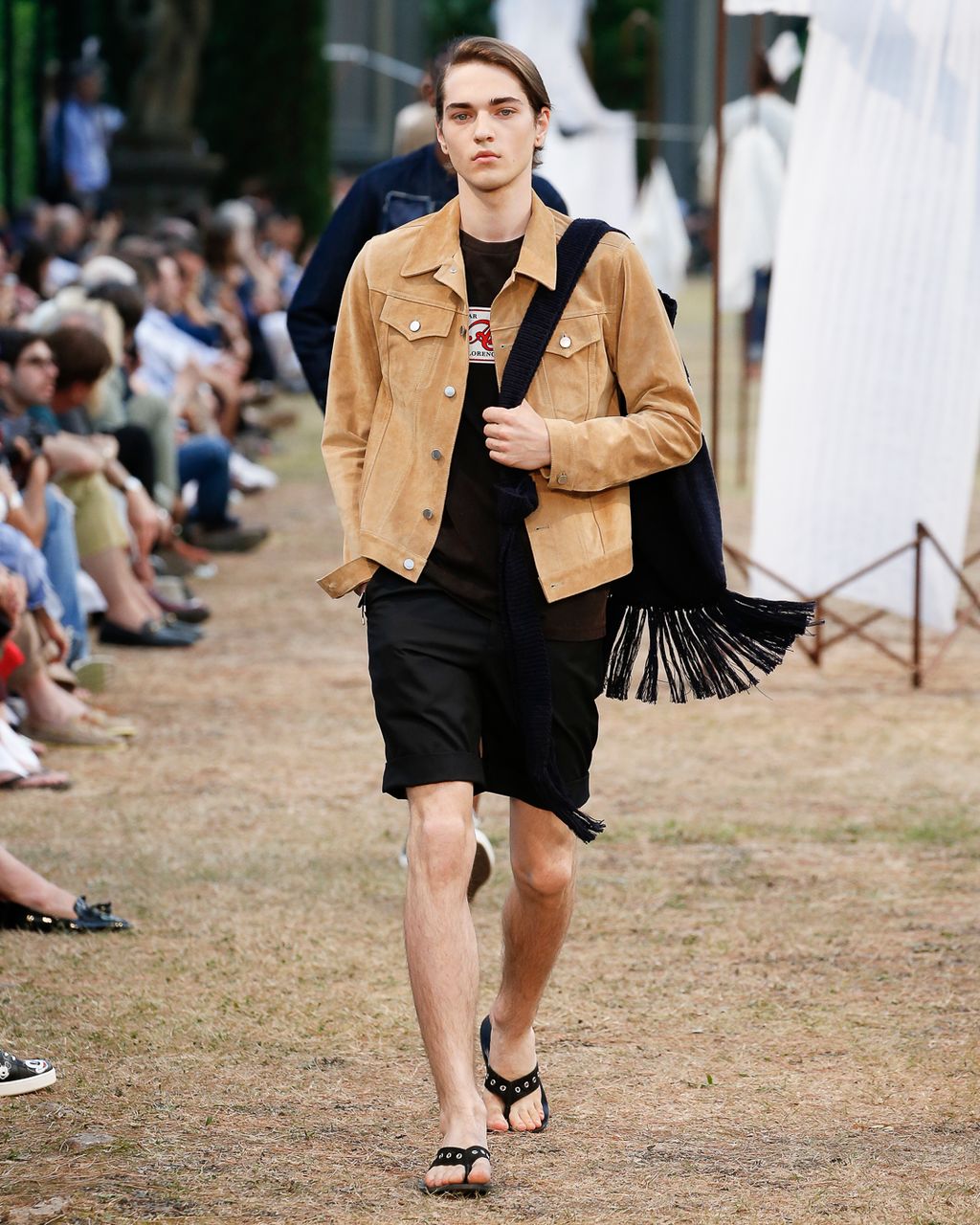 Fashion Week London Spring/Summer 2018 look 15 from the JW Anderson collection menswear