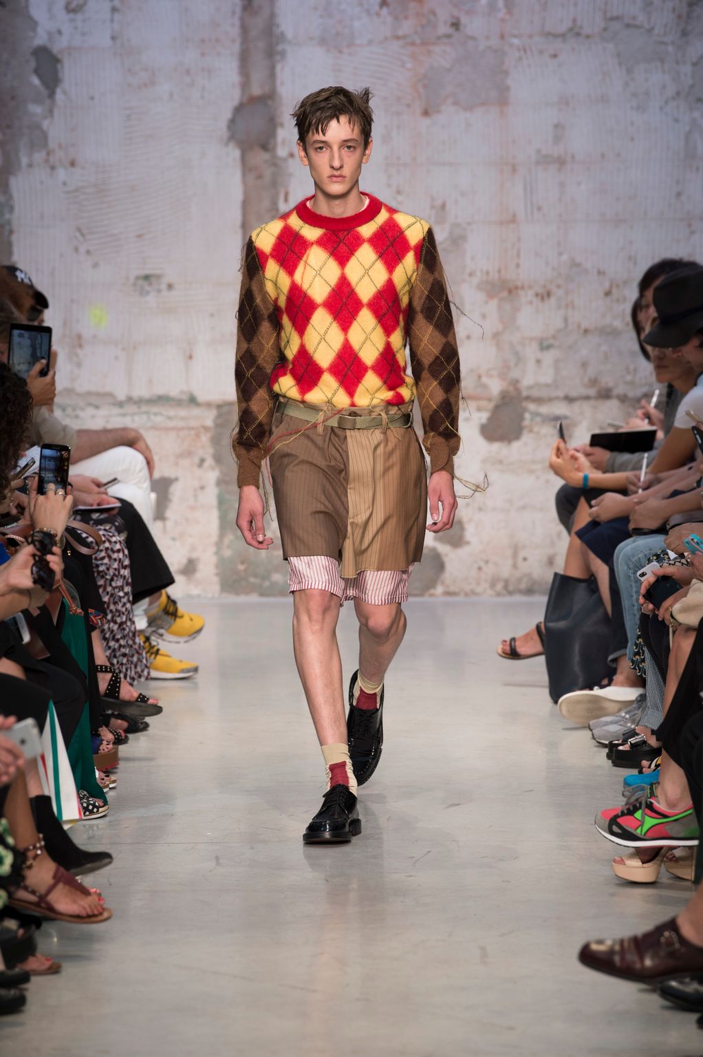 Fashion Week Milan Spring/Summer 2018 look 15 from the Marni collection menswear