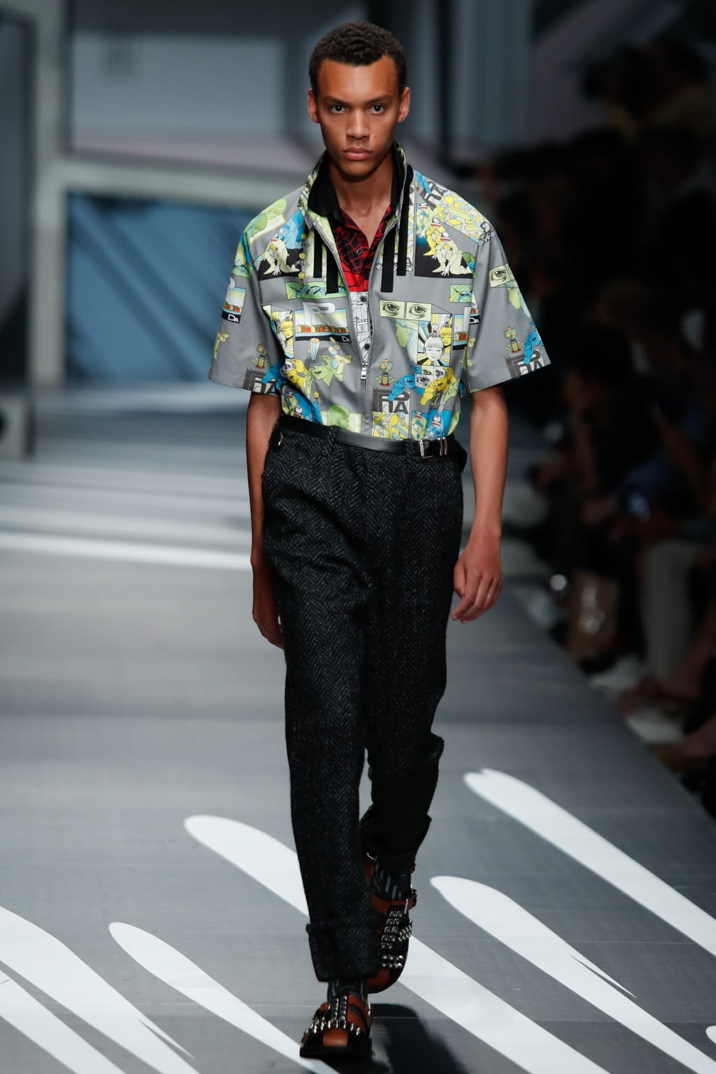 Fashion Week Milan Spring/Summer 2018 look 15 from the Prada collection 男装