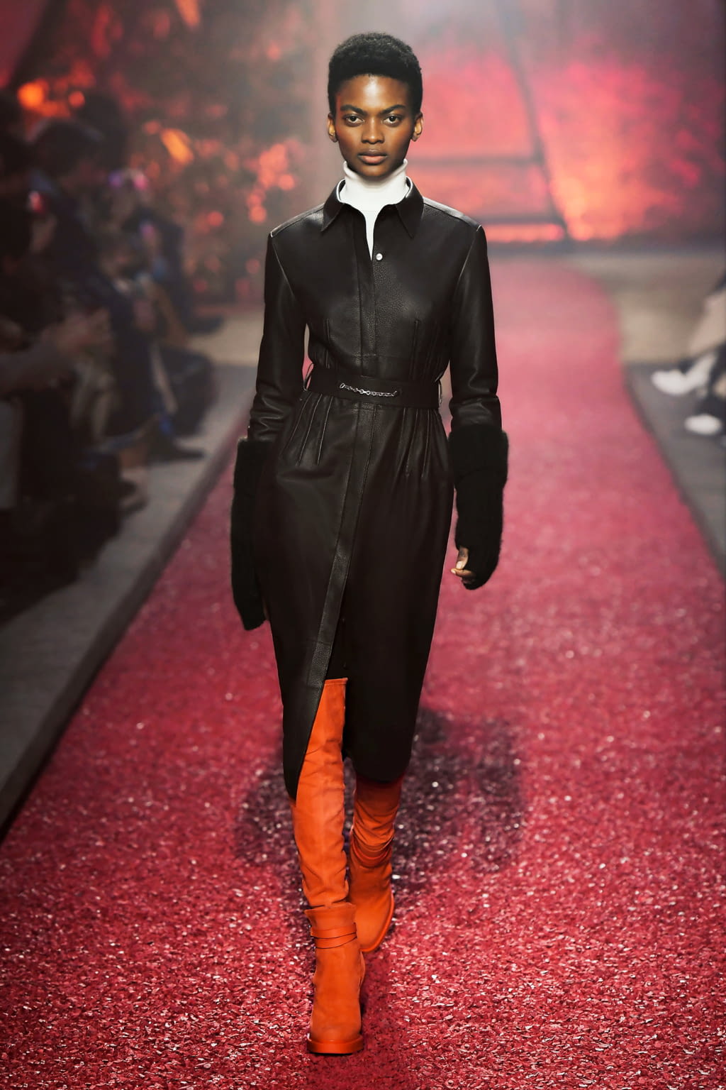 Fashion Week Paris Fall/Winter 2018 look 15 de la collection Hermès womenswear