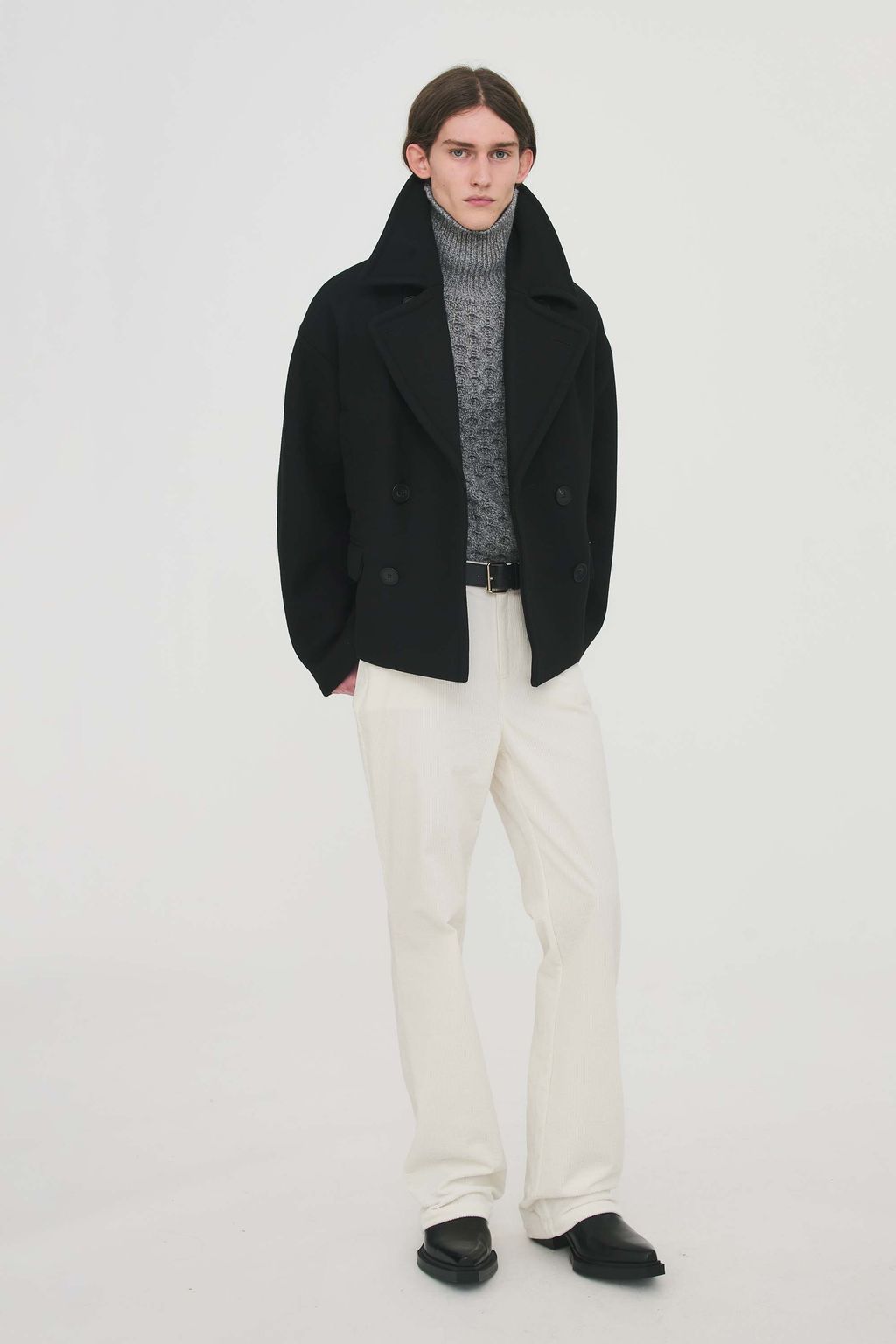 Fashion Week Paris Fall/Winter 2025 look 15 from the Antik Batik collection menswear