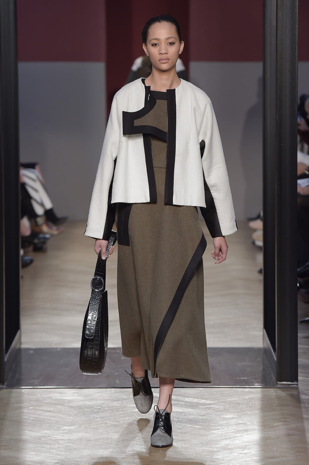 Fashion Week Milan Fall/Winter 2016 look 16 from the Sportmax collection 女装
