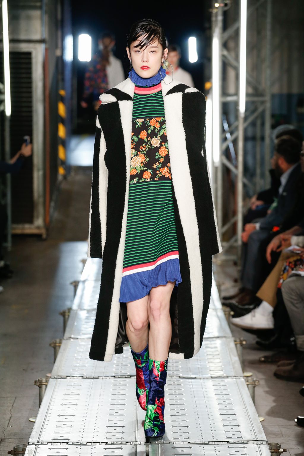 Fashion Week Milan Fall/Winter 2016 look 16 from the MSGM collection womenswear