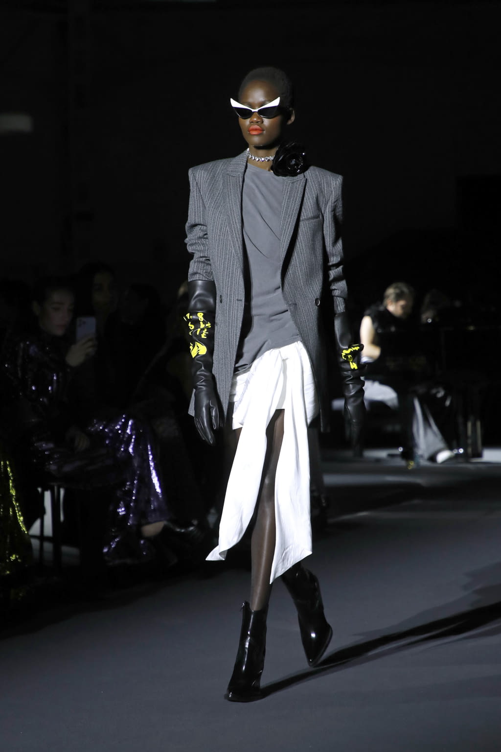 Fashion Week Milan Fall/Winter 2022 look 16 from the Philosophy di Lorenzo Serafini collection womenswear