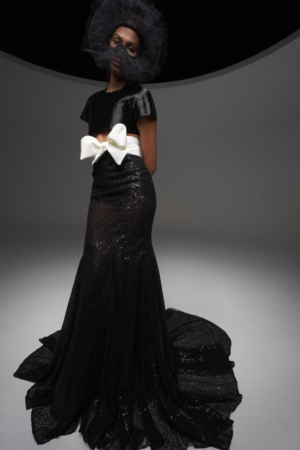 Fashion Week Paris Fall/Winter 2020 look 16 from the Giambattista Valli collection couture