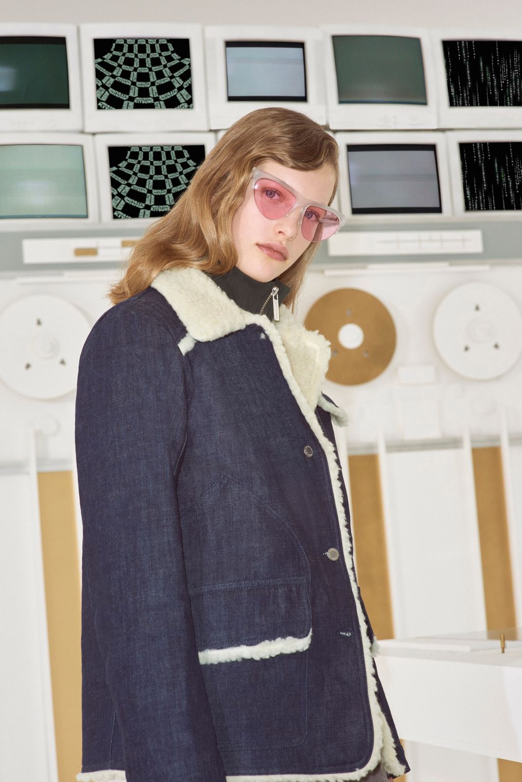Fashion Week Paris Fall/Winter 2018 look 16 from the Maison Kitsuné collection 女装