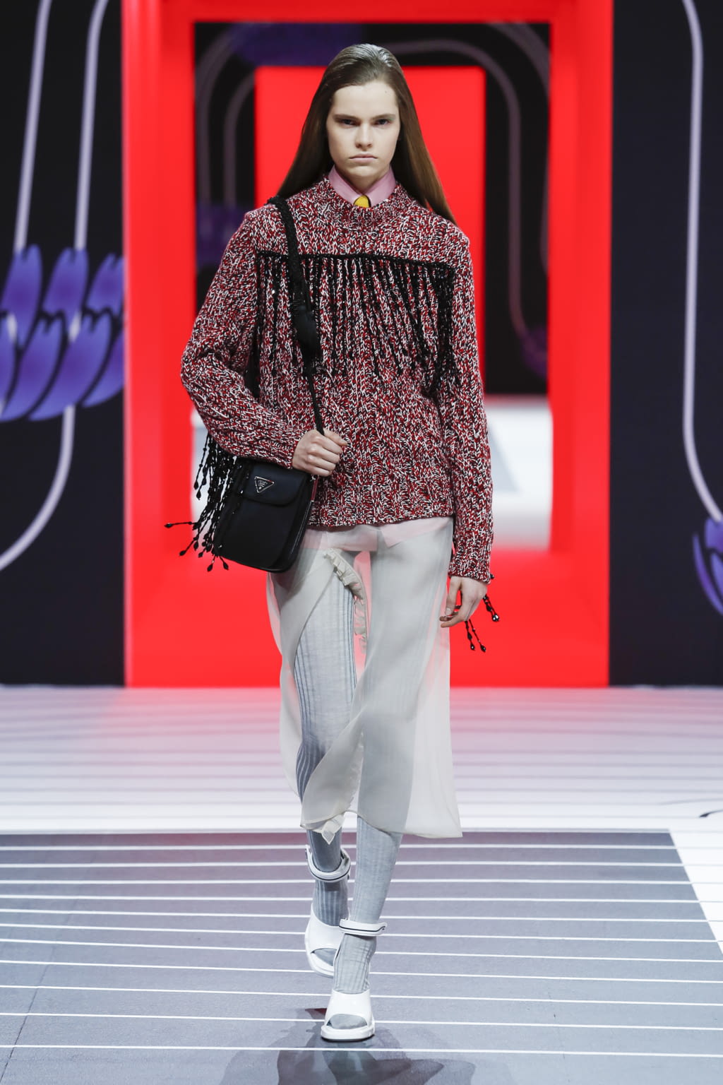 Fashion Week Milan Fall/Winter 2020 look 16 from the Prada collection 女装