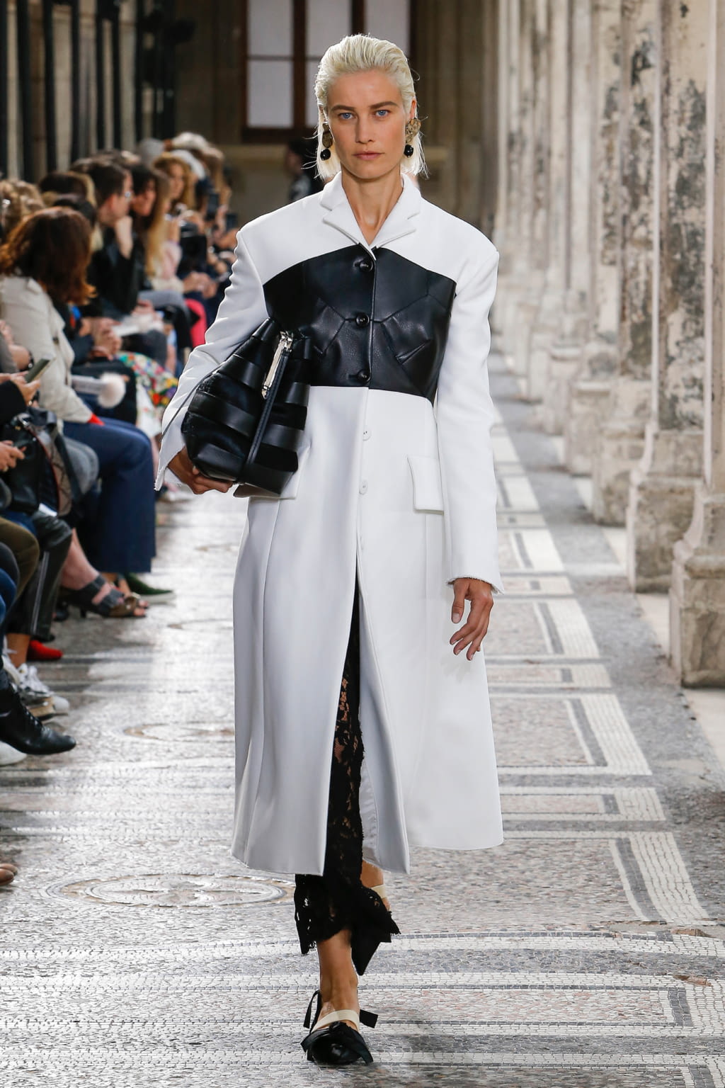 Fashion Week Paris Spring/Summer 2018 look 16 from the Proenza Schouler collection womenswear