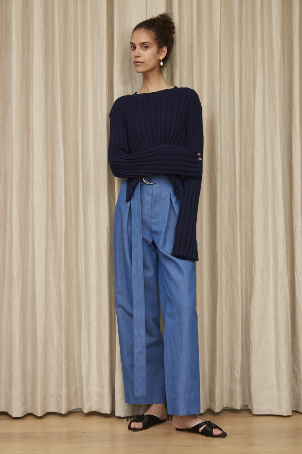 Fashion Week New York Resort 2019 look 16 from the Arias collection womenswear