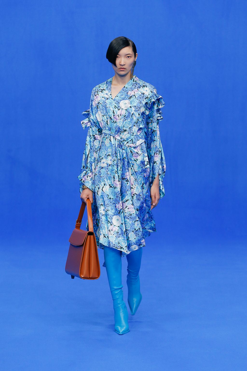 Fashion Week Paris Spring/Summer 2020 look 17 de la collection Balenciaga womenswear