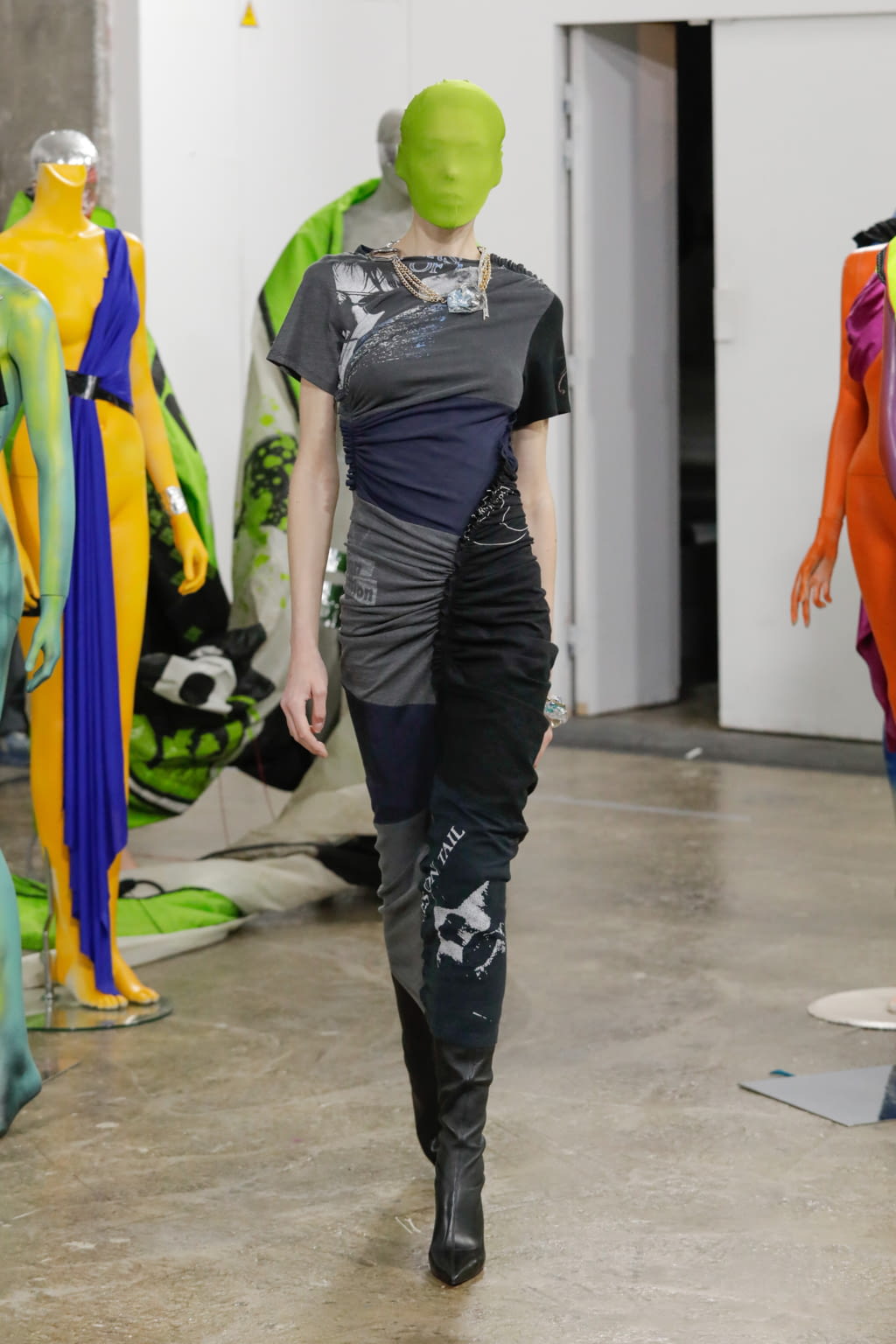 Fashion Week Paris Fall/Winter 2022 look 17 from the Atlein collection 女装