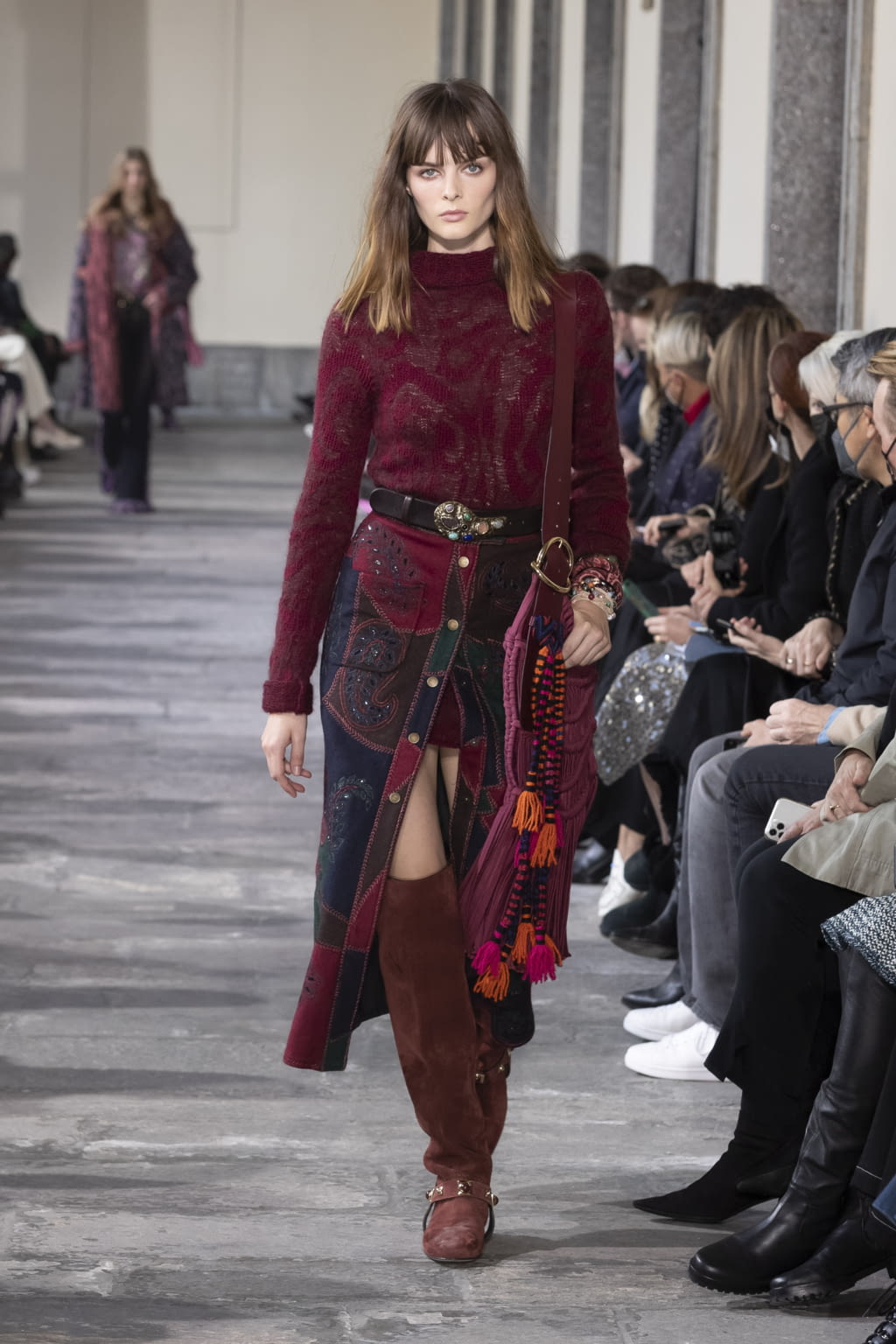 Fashion Week Milan Fall/Winter 2022 look 17 from the Etro collection 女装