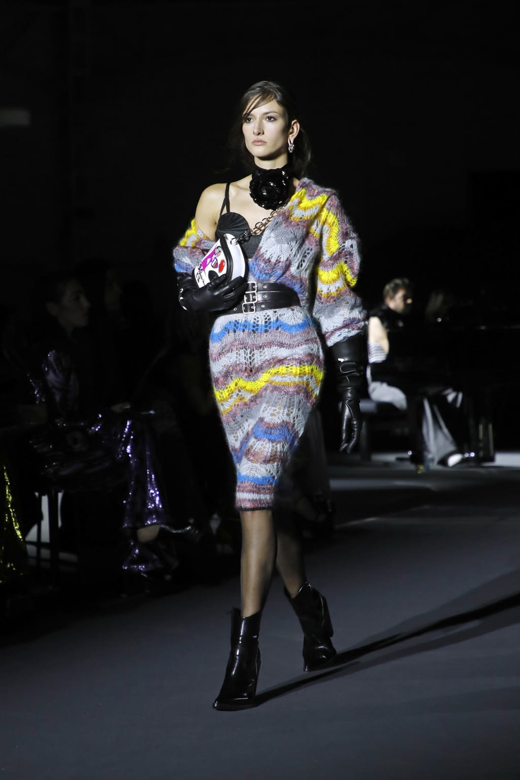 Fashion Week Milan Fall/Winter 2022 look 17 de la collection Philosophy di Lorenzo Serafini womenswear