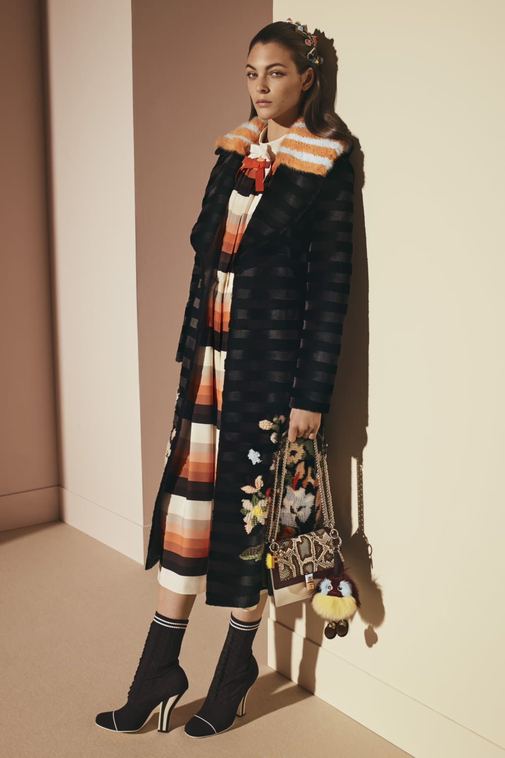 Fashion Week Milan Pre-Fall 2017 look 17 from the Fendi collection 女装