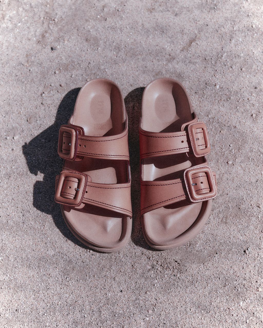 Fashion Week Paris Fall/Winter 2024 look 83 from the Birkenstock 1774 collection womenswear accessories