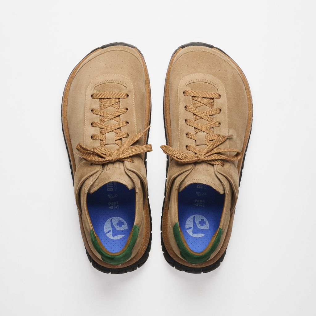 Fashion Week Paris Spring/Summer 2026 look 20 from the Birkenstock 1774 collection womenswear accessories