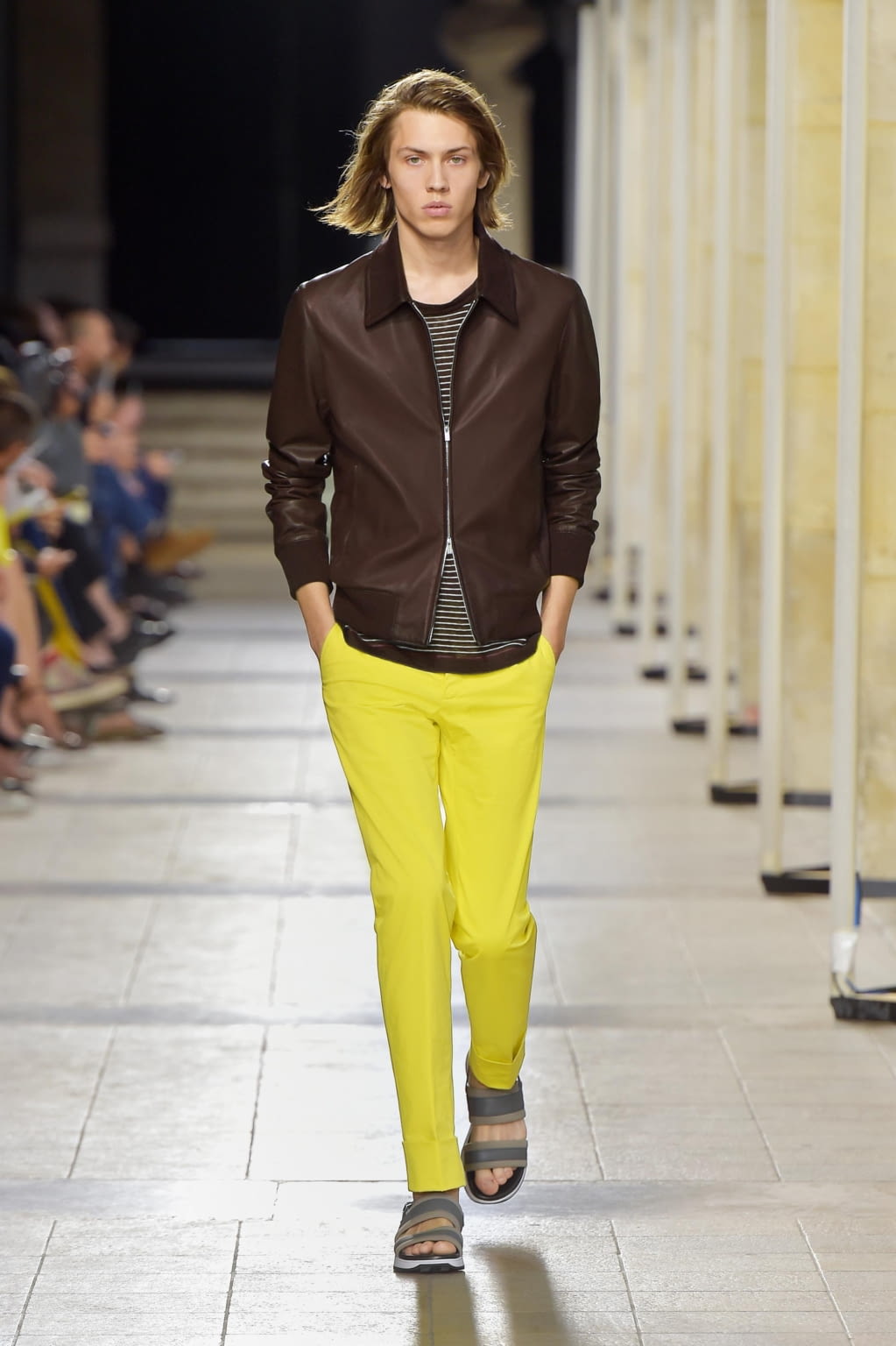 Fashion Week Paris Spring/Summer 2017 look 17 from the Hermès collection menswear