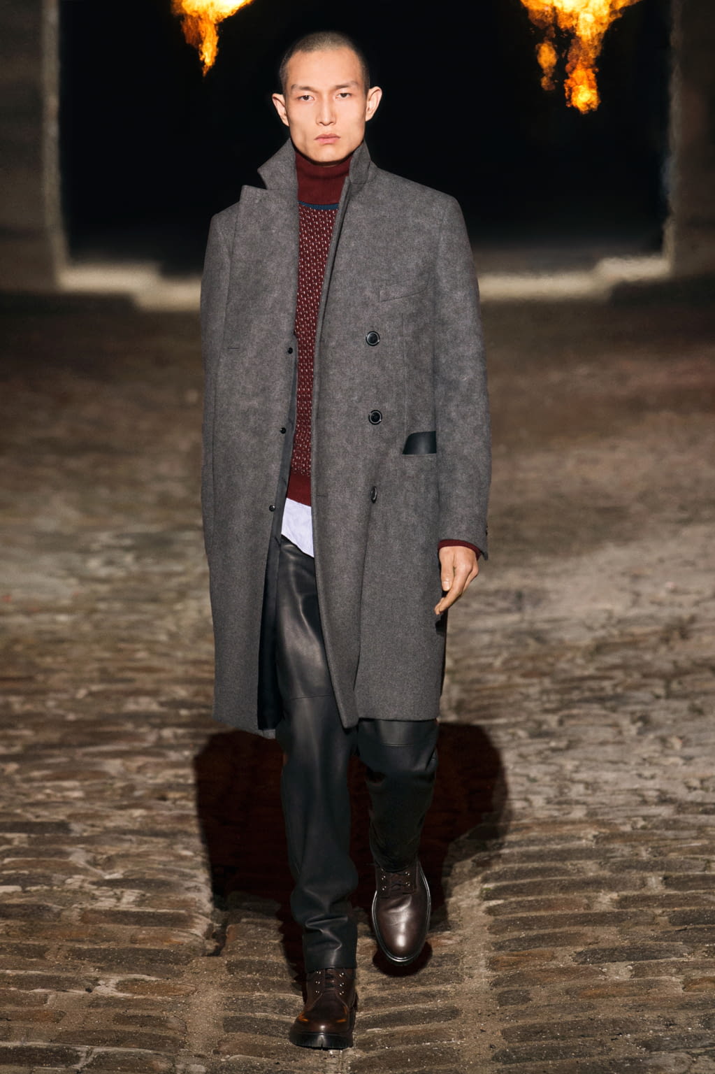 Fashion Week Paris Fall/Winter 2018 look 17 from the Hermès collection menswear