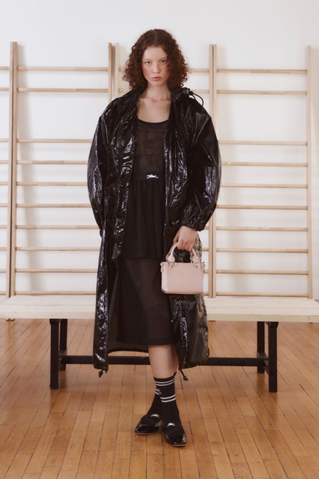 Fashion Week Paris Fall/Winter 2024 look 18 from the Longchamp collection womenswear