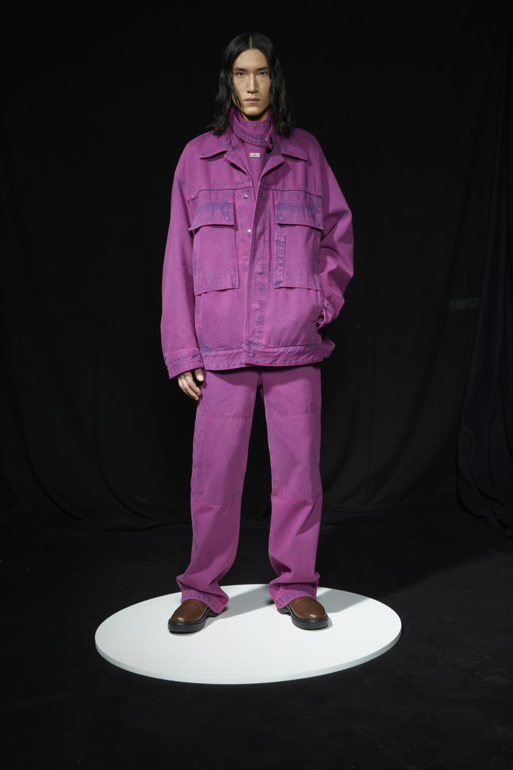 Fashion Week Paris Fall/Winter 2022 look 18 from the SOLID HOMME collection menswear