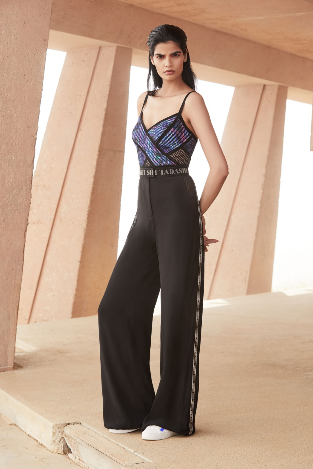 Fashion Week New York Resort 2019 look 18 from the Tadashi Shoji collection womenswear