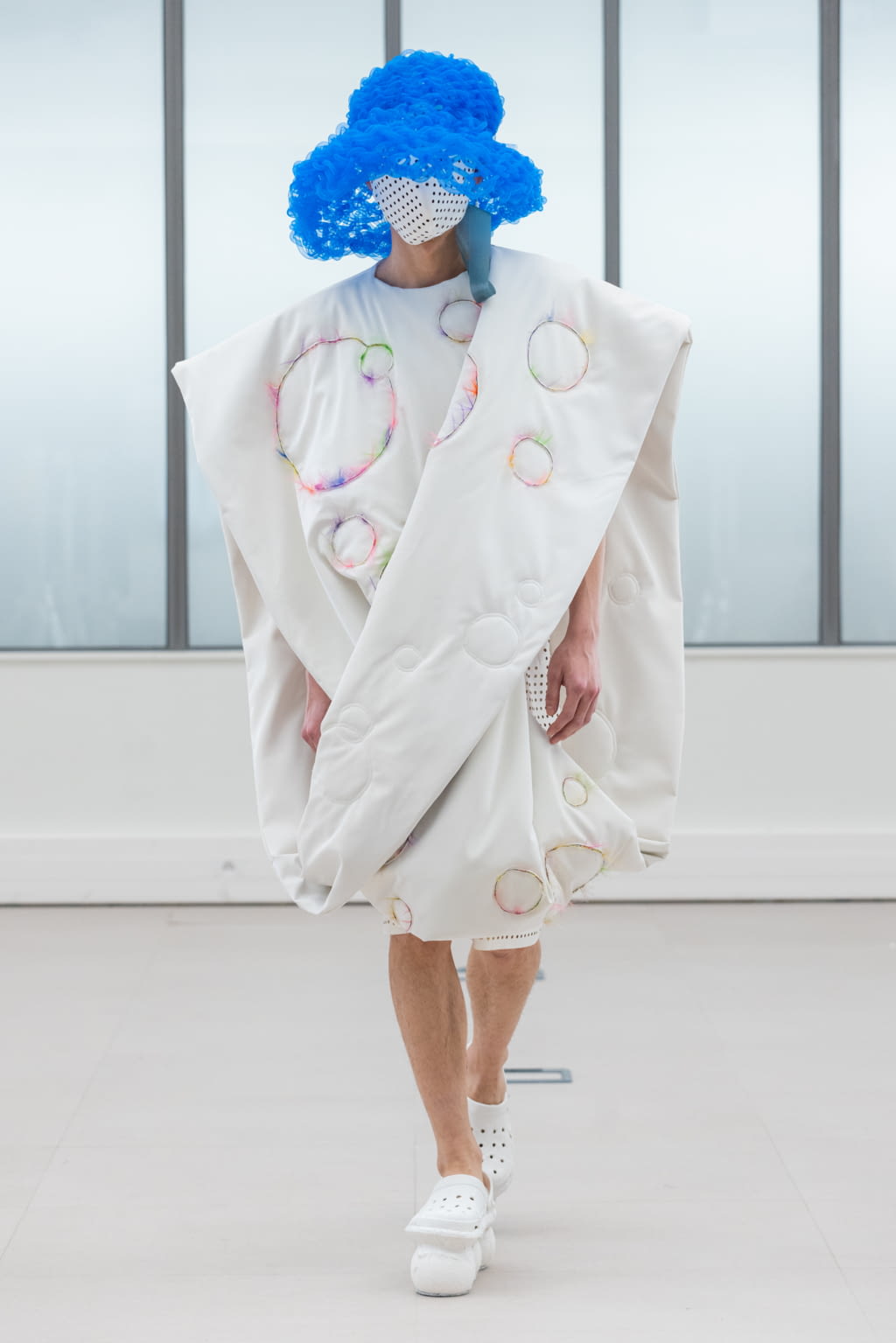 Fashion Week Paris Fall/Winter 2022 look 183 from the IFM PARIS collection womenswear