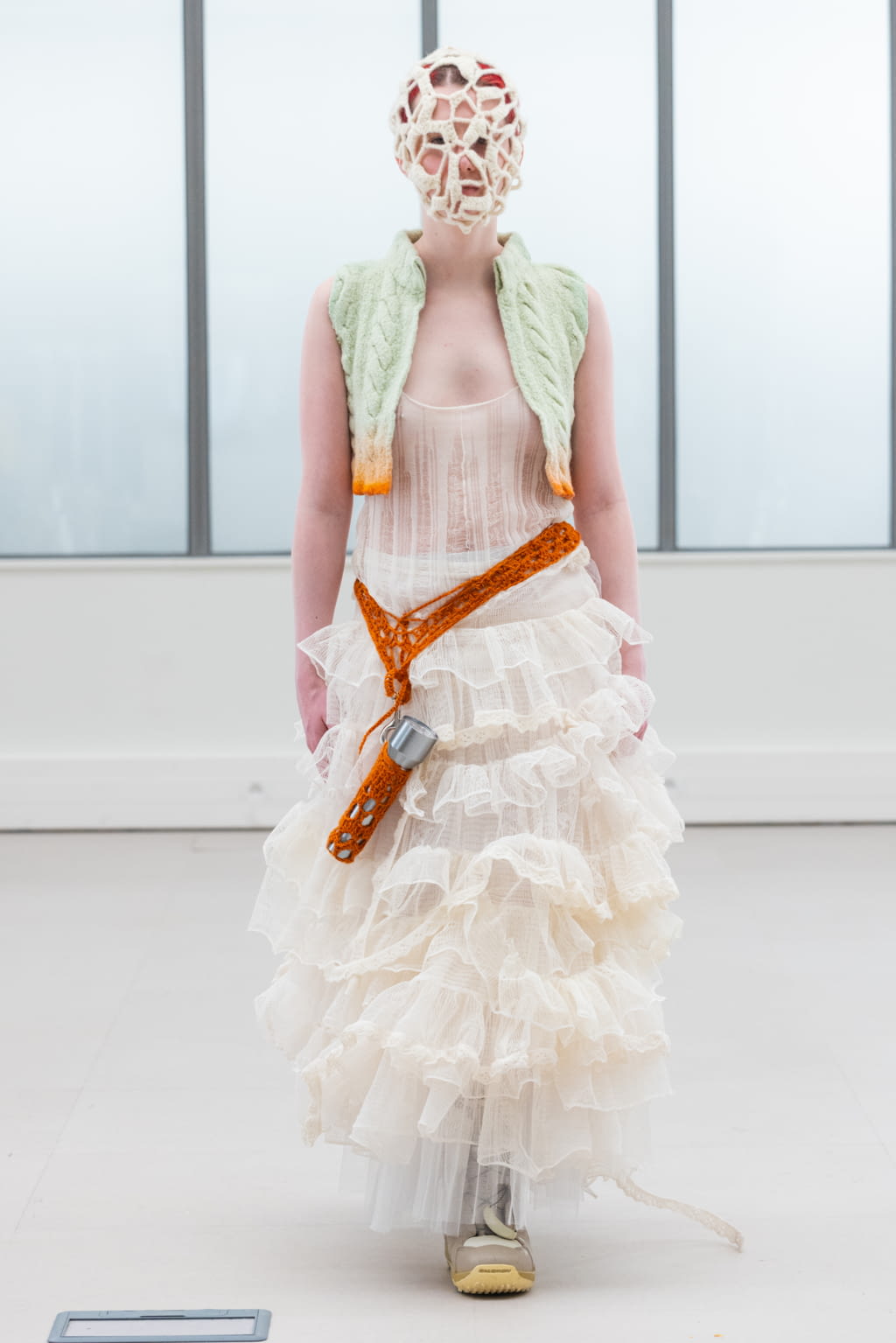 Fashion Week Paris Fall/Winter 2022 look 186 de la collection IFM PARIS womenswear