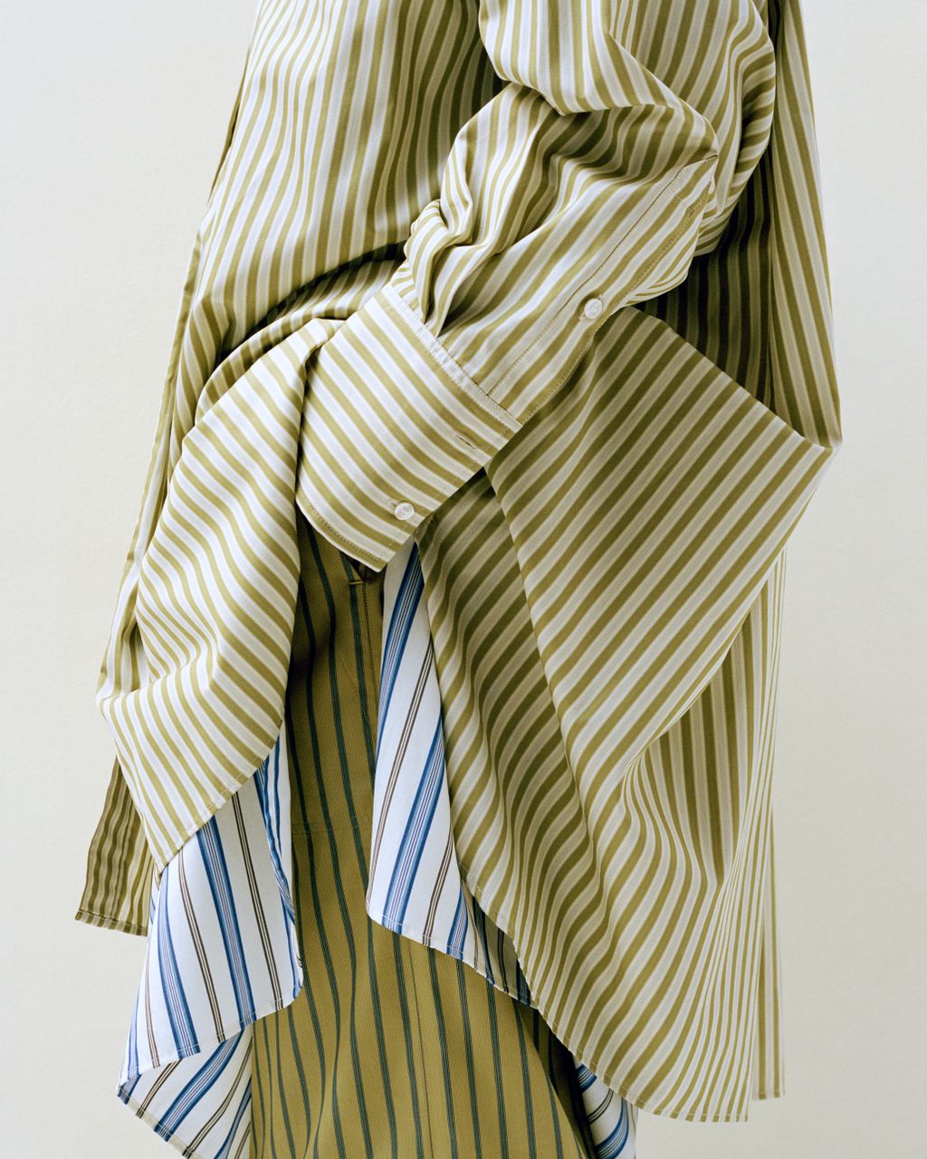 Fashion Week Paris Spring/Summer 2025 look 2 from the Soeur collection 女装