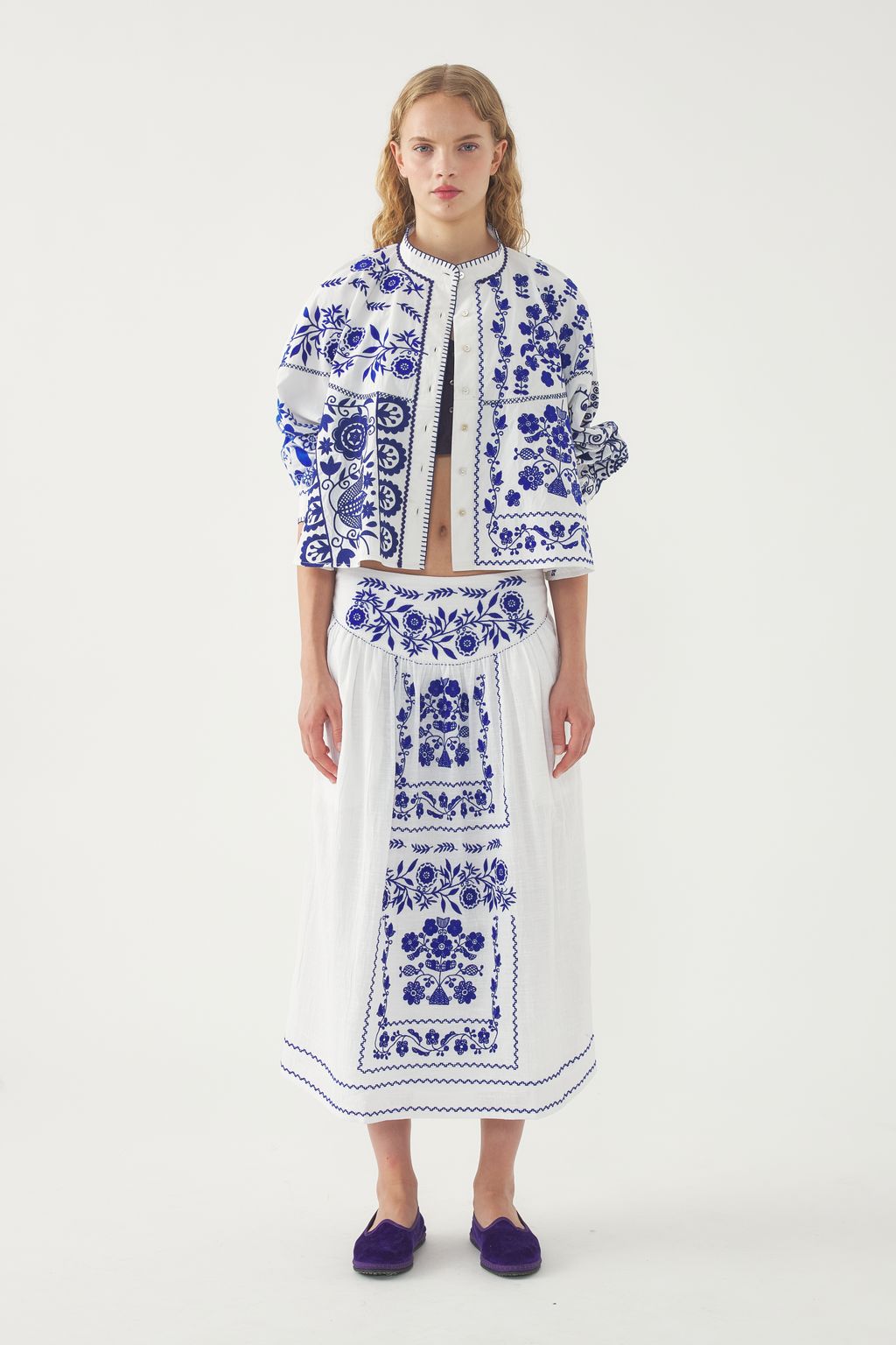 Fashion Week Paris Spring/Summer 2025 look 18 from the Antik Batik collection womenswear